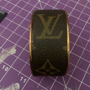 New with imperfections